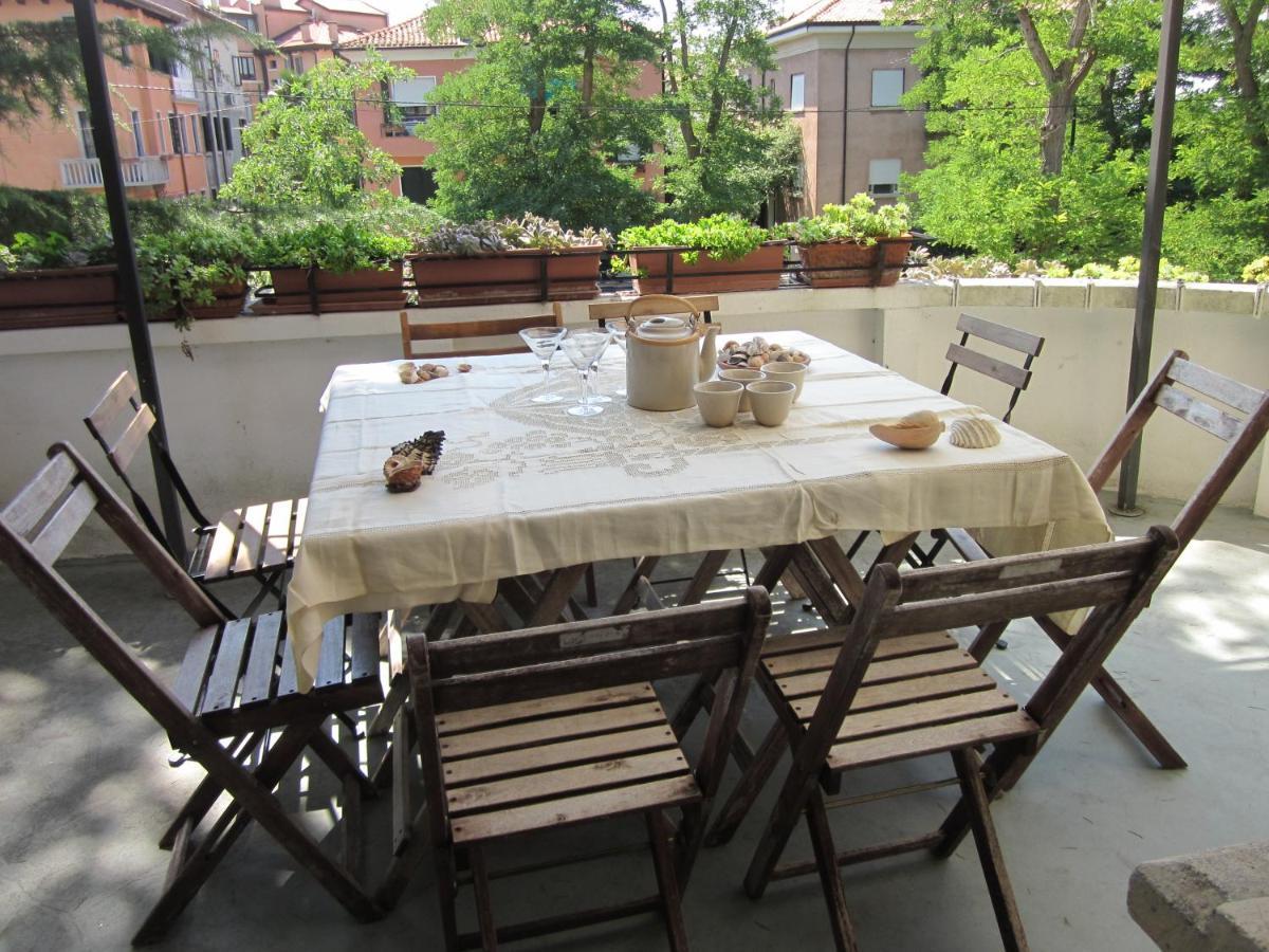 B & B Livia Oliva Lido di Venezia Екстер'єр фото